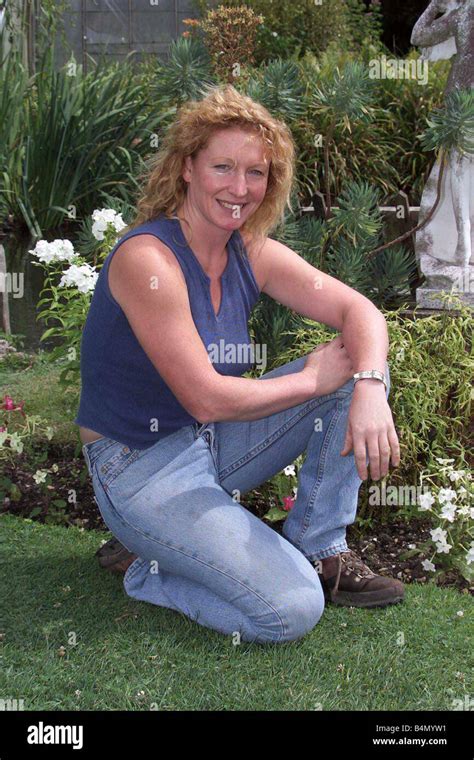 Charlie dimmock hi